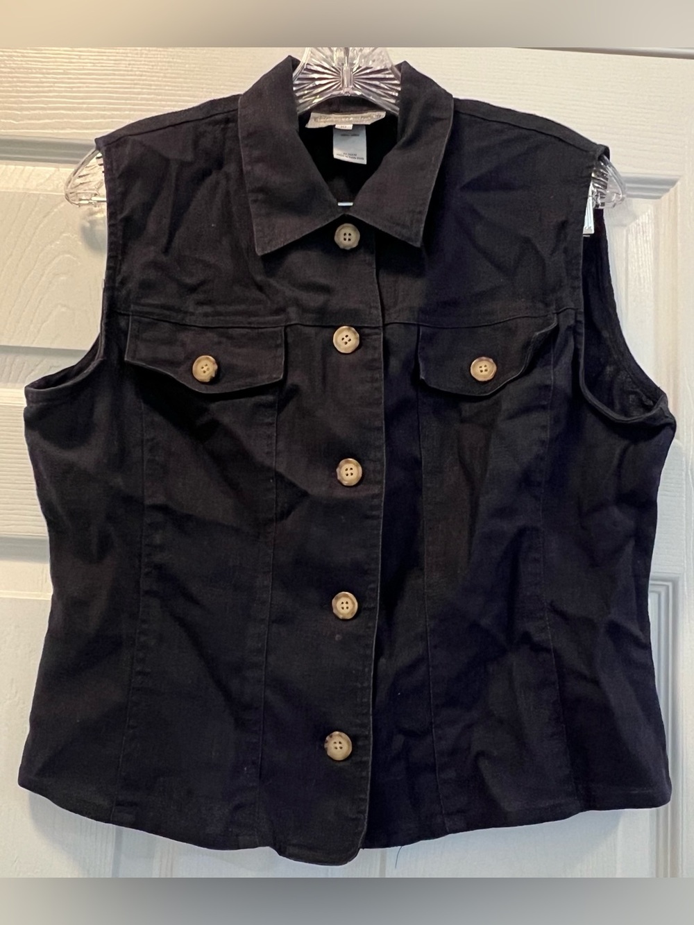 Vintage Stonebridge Women's black linen button front vest top